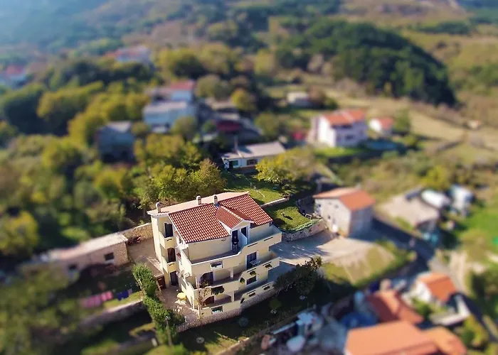 Apartments Sersic