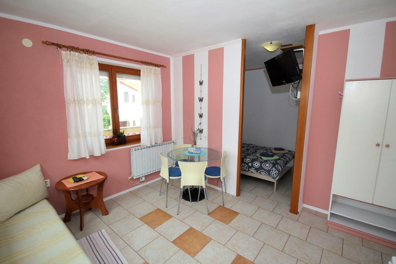 Sersic Apartment Baška